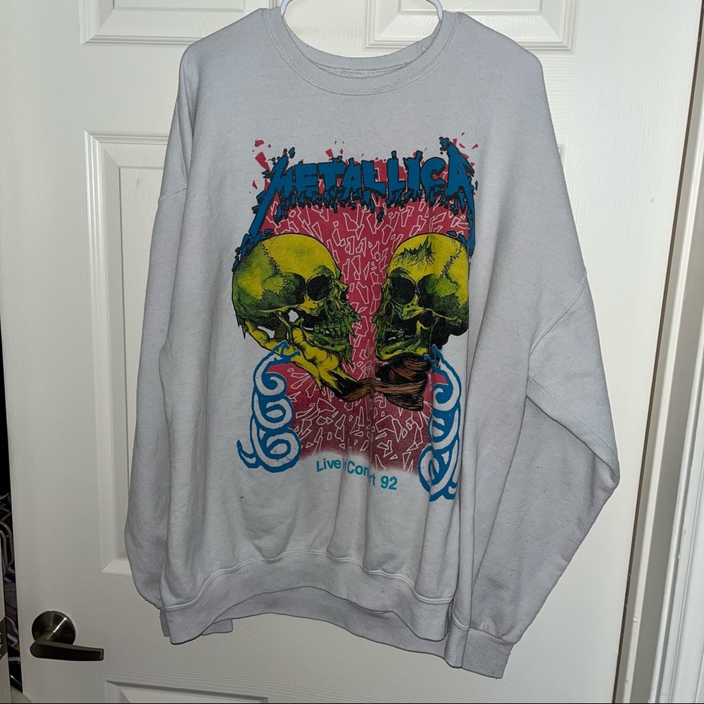 urban outfitters metallica sweatshirt